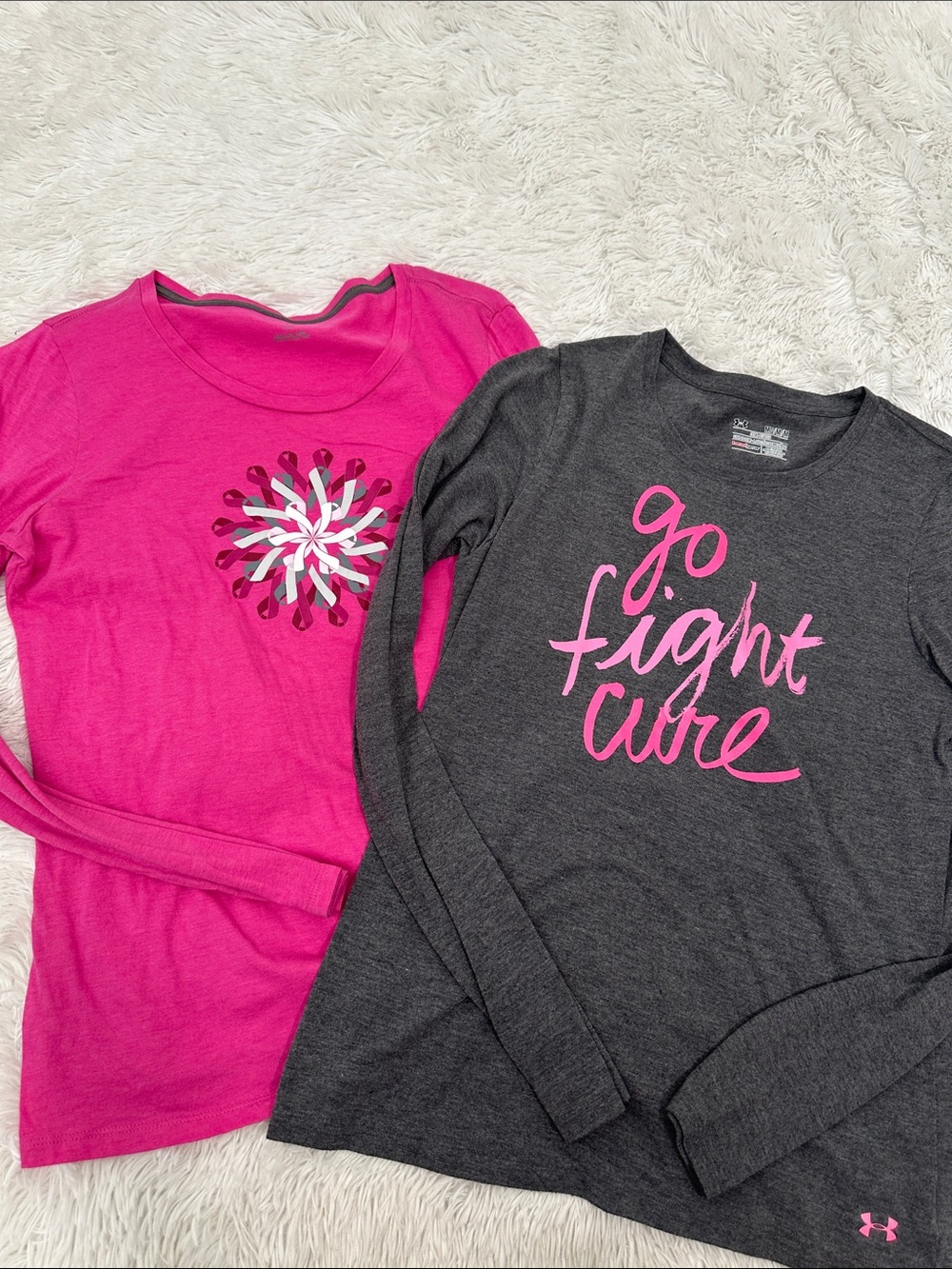 🚁 Bundle of 2 Long Sleeve Breast Cancer Awareness Tees m-L